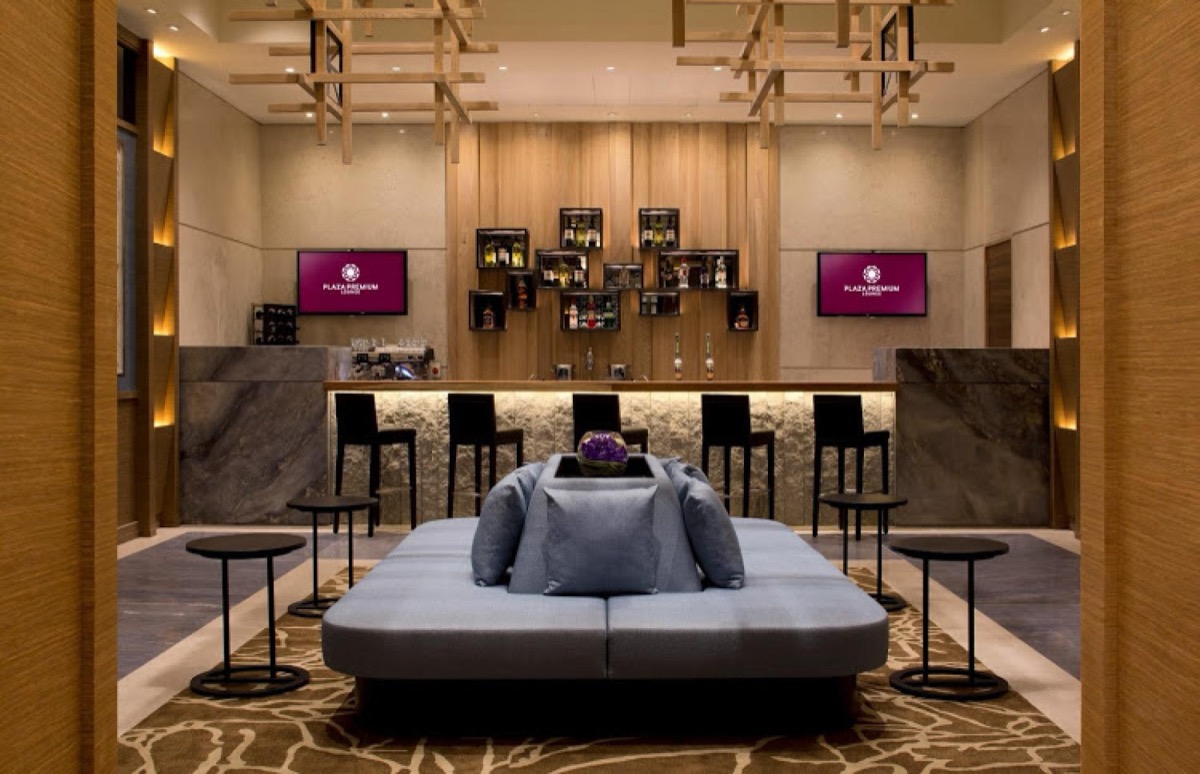 Plaza Premium Lounge di London Heathrow · LHR